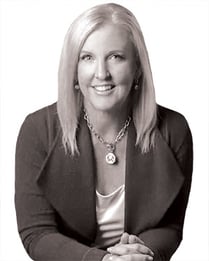 HEADSHOTAbigailRossHopperCropped_ENRready